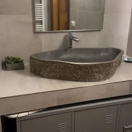 Elegantia Comocenter Medieval House Como